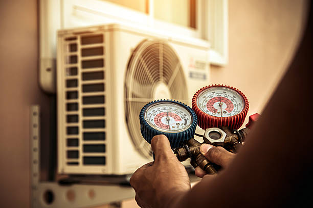 Professional Hvac technician working in Lyman, MS